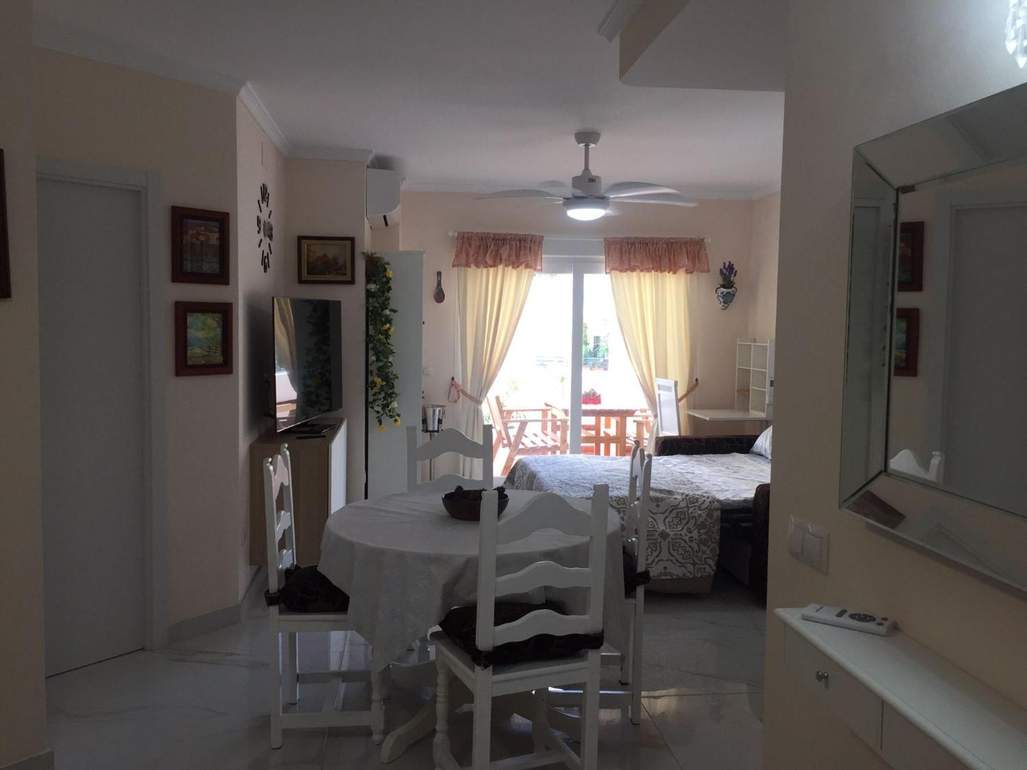 Studio In The Centre Near The Beach Apartman Torremolinos Kültér fotó